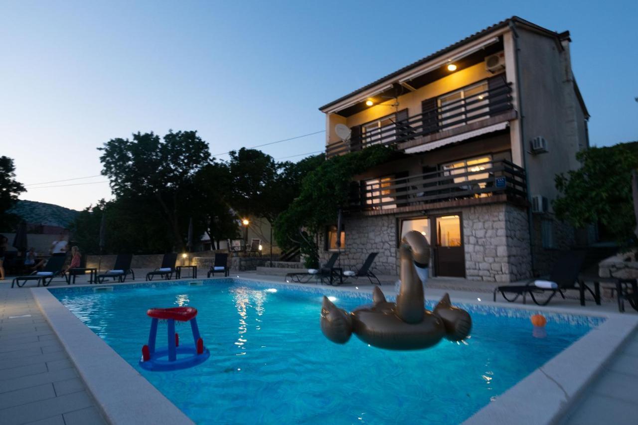 Apartments Mila クレノヴィツァ エクステリア 写真