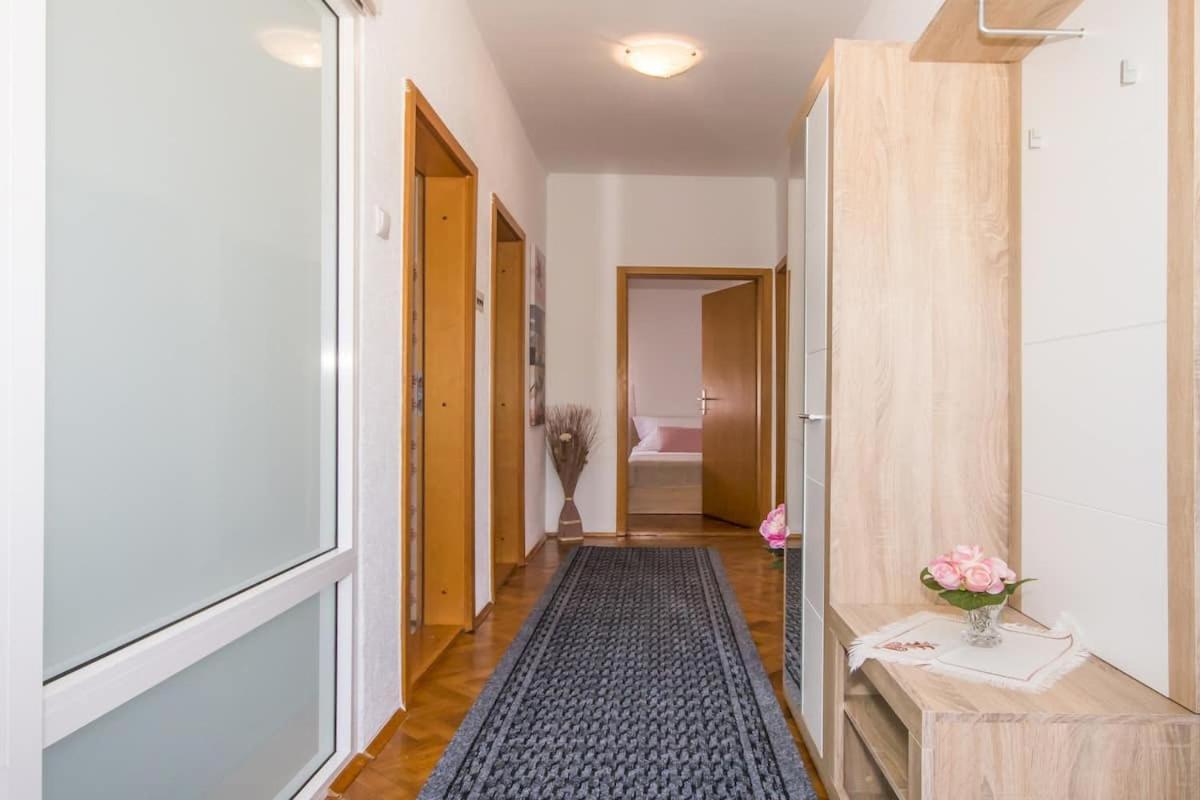 Apartments Mila クレノヴィツァ 部屋 写真