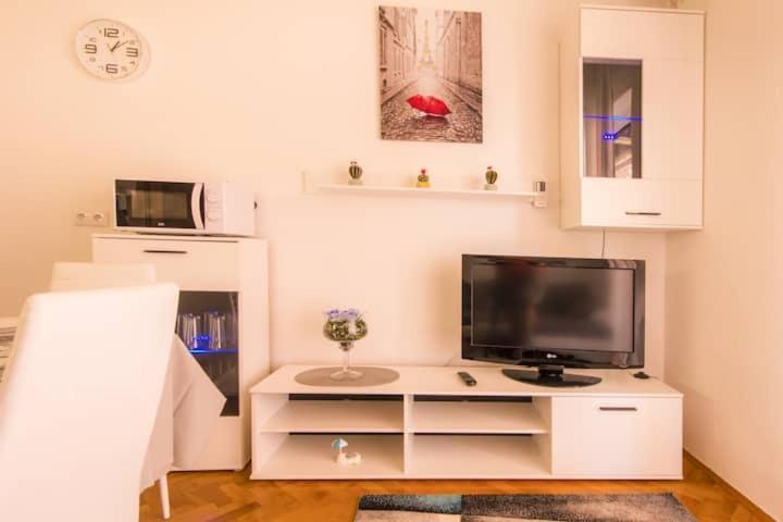 Apartments Mila クレノヴィツァ 部屋 写真